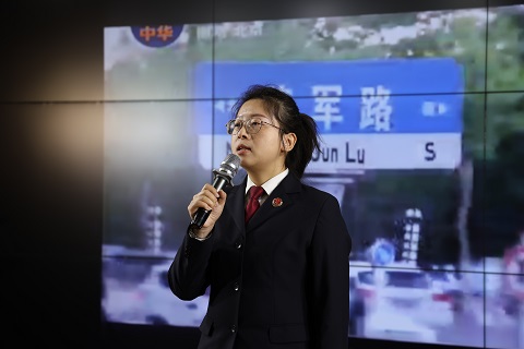 李佳雯.1.jpg